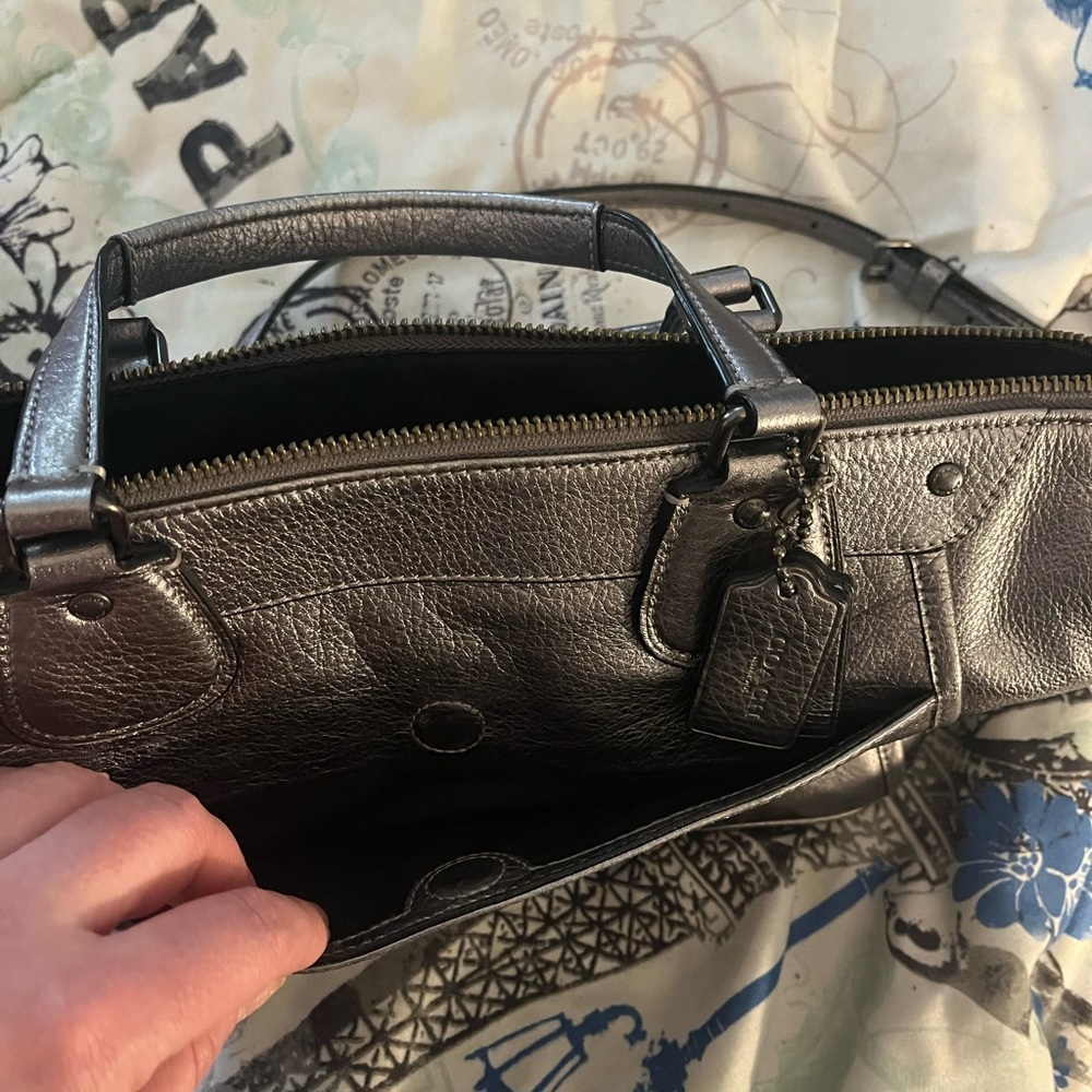 Coach Mickie Metallic cross body - Picture 5 of 7